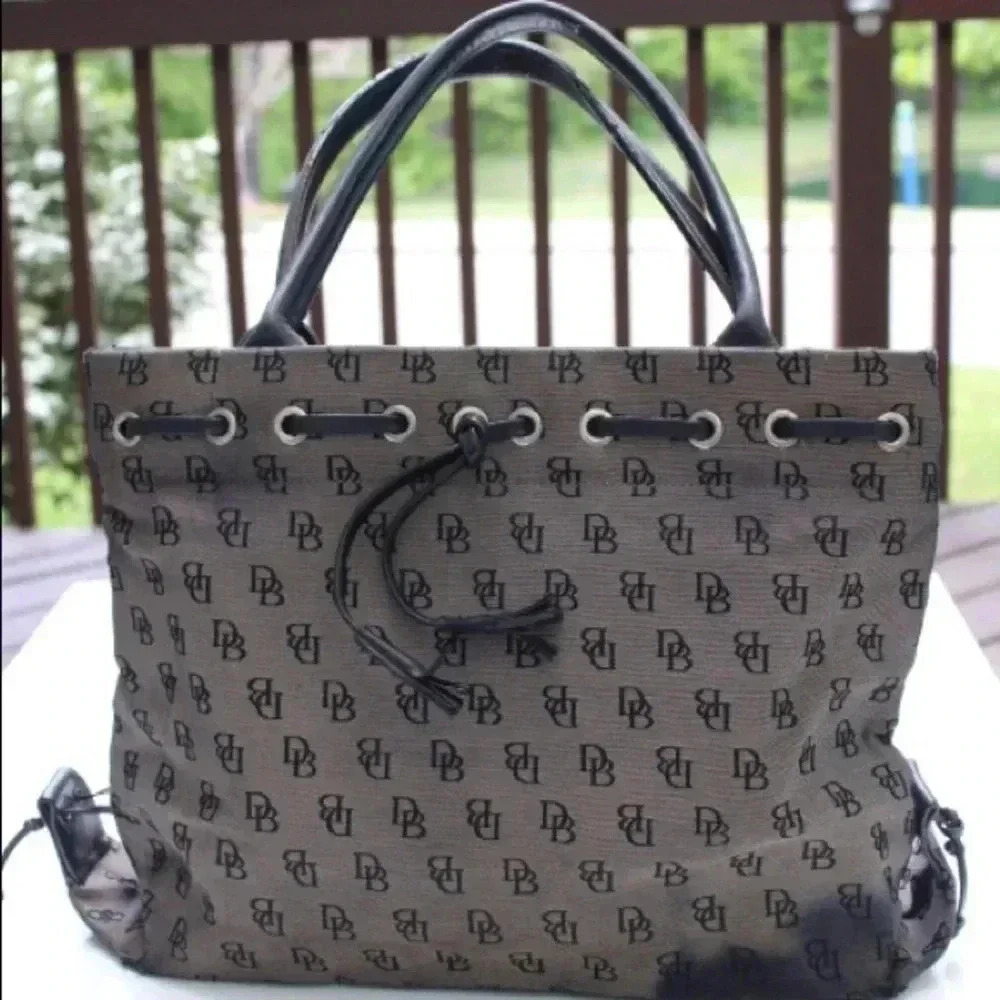 Dooney & Bourke tote bag - Picture 5 of 15